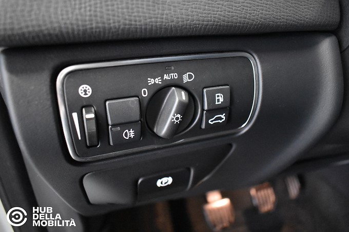 VOLVO XC60 D4 Momentum